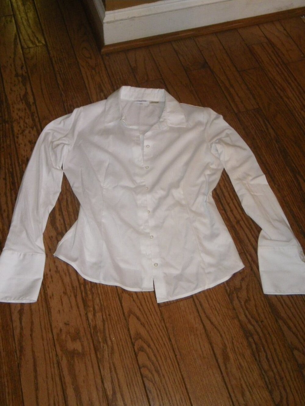 Women’s 100% Cotton Fitted Blouse